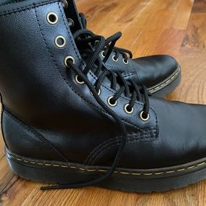 Dr. Martens Zavala Combat boot